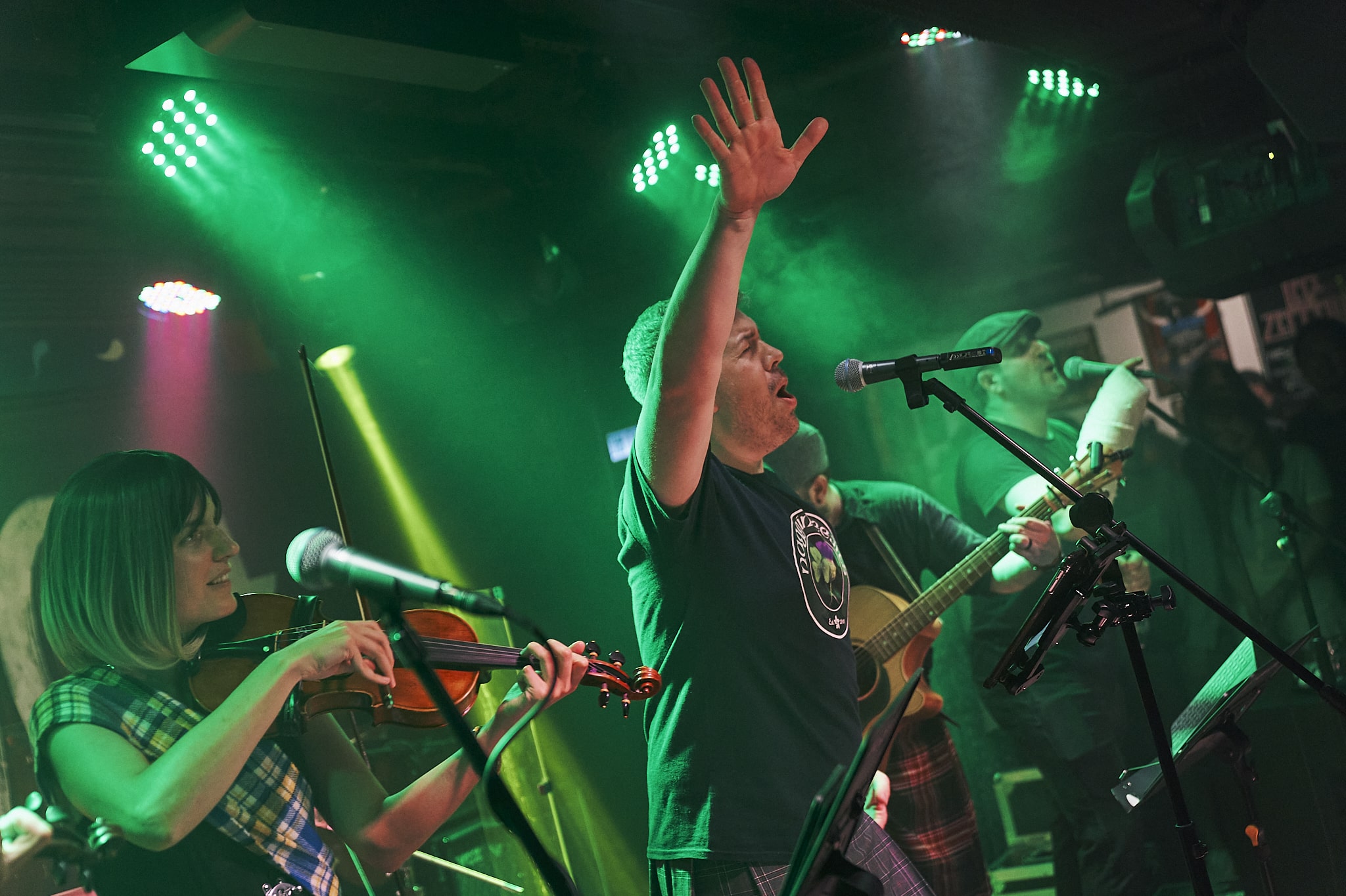 Naggin Eejits Naggin Eejits